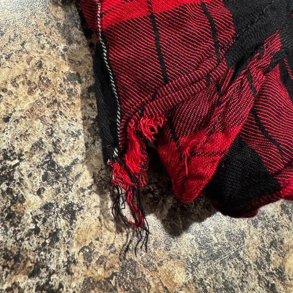 Torrid Womens Top Button Up Long Sleeve Buffalo Plaid Red Black Size 1 1X FK - Picture 6 of 7